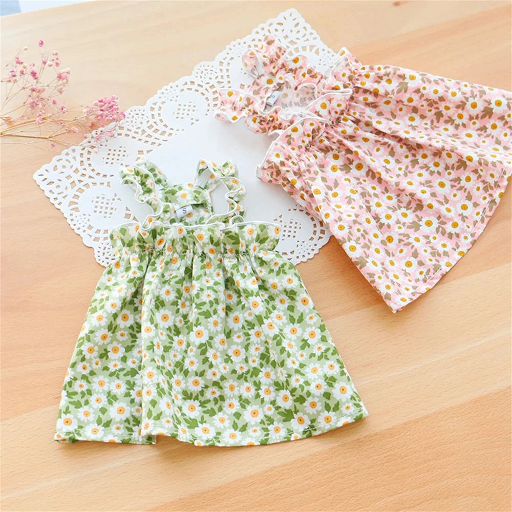 Pet Clothes Spring/Summer Small Cat/Dog Small Daisy Shoulder Strap Princess Dress Pet clothes Kitten/Dog Gentle dress