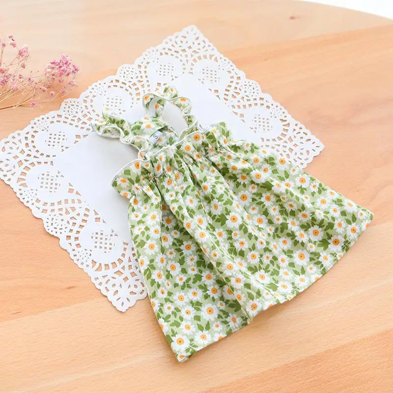 Pet Clothes Spring/Summer Small Cat/Dog Small Daisy Shoulder Strap Princess Dress Pet clothes Kitten/Dog Gentle dress